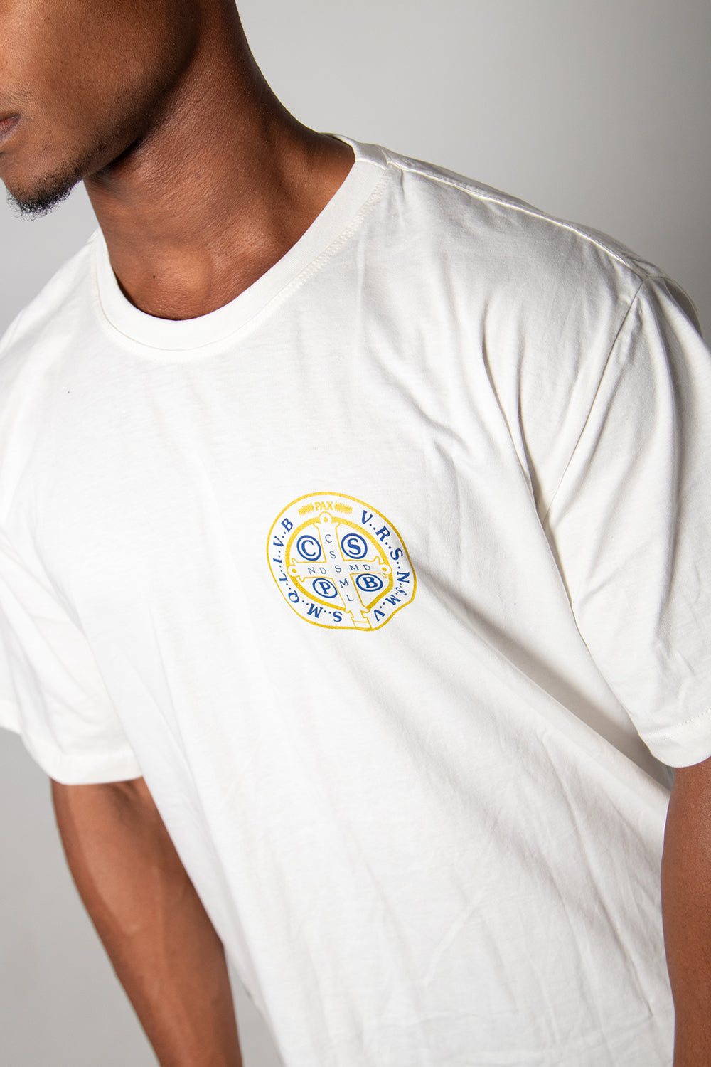 Camiseta Oversized Medalhão São Bento - Off White ref 3226