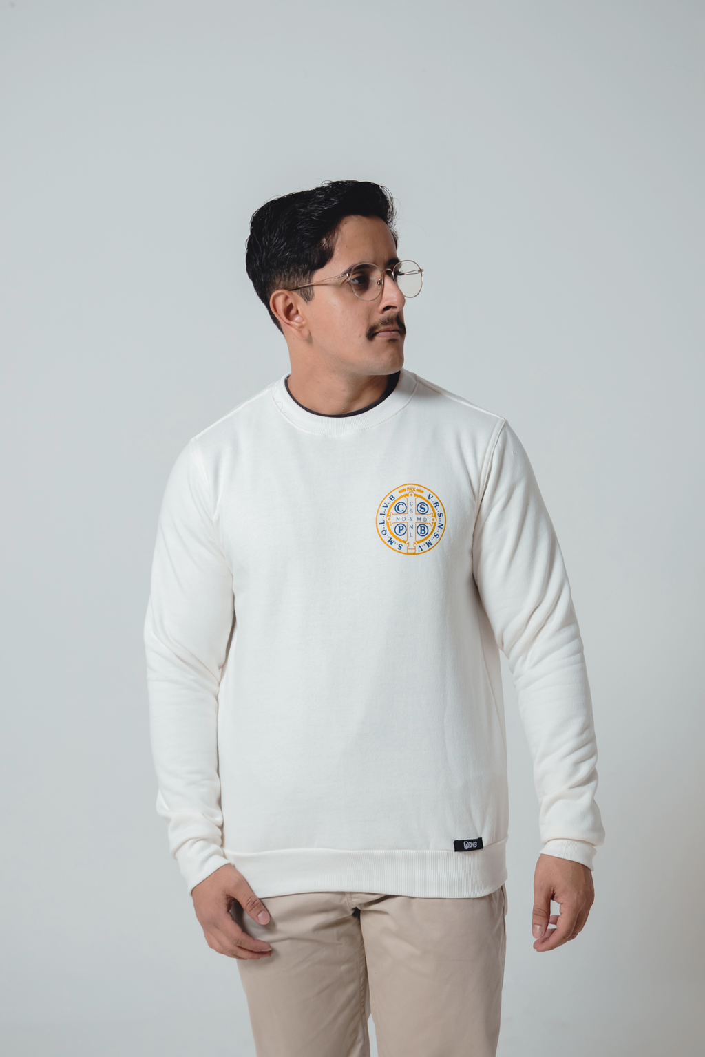 Moletom Gola Careca Medalhão São Bento - Off White ref 3226