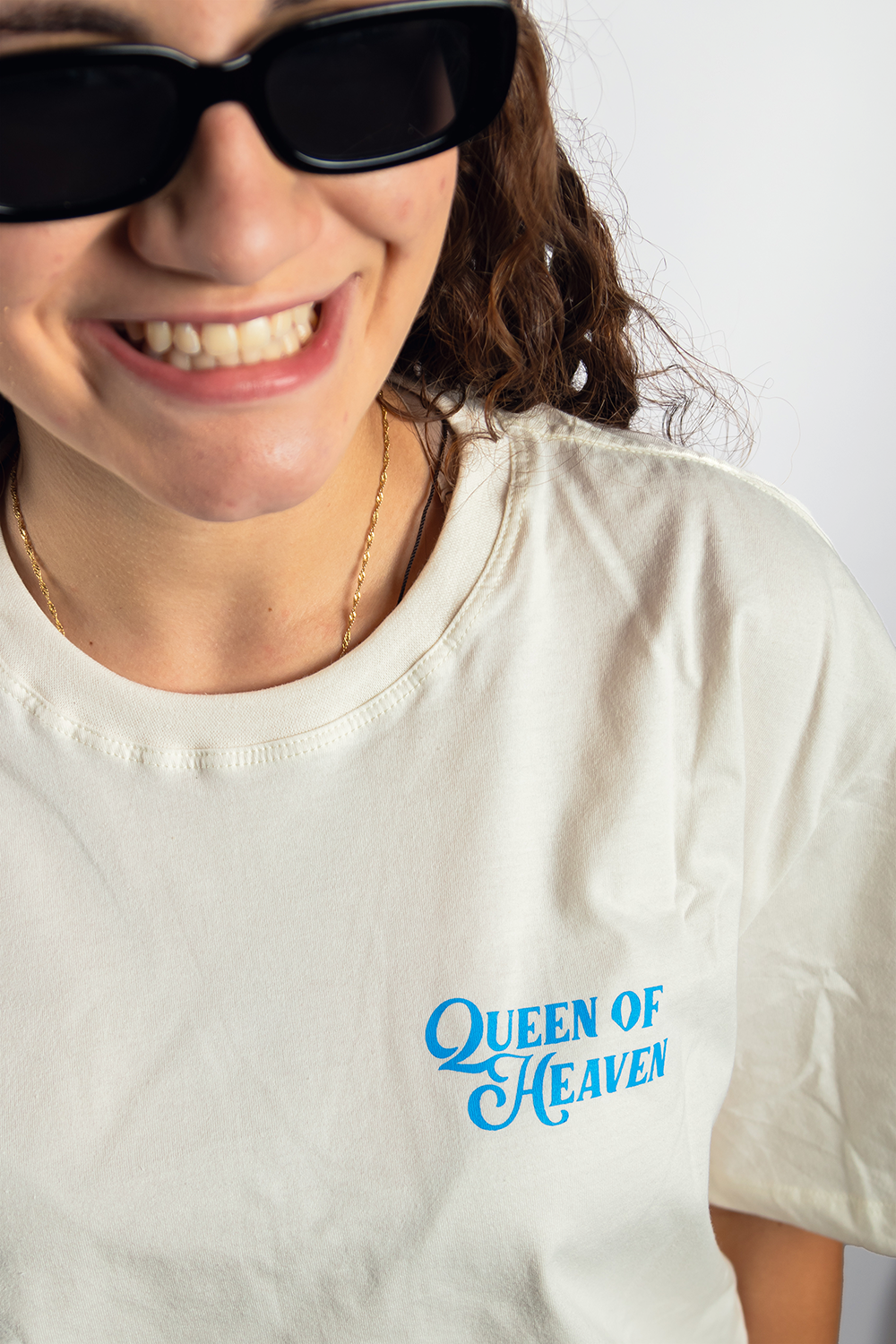 Camiseta Oversized Rainha dos Céus - Off White ref 3199