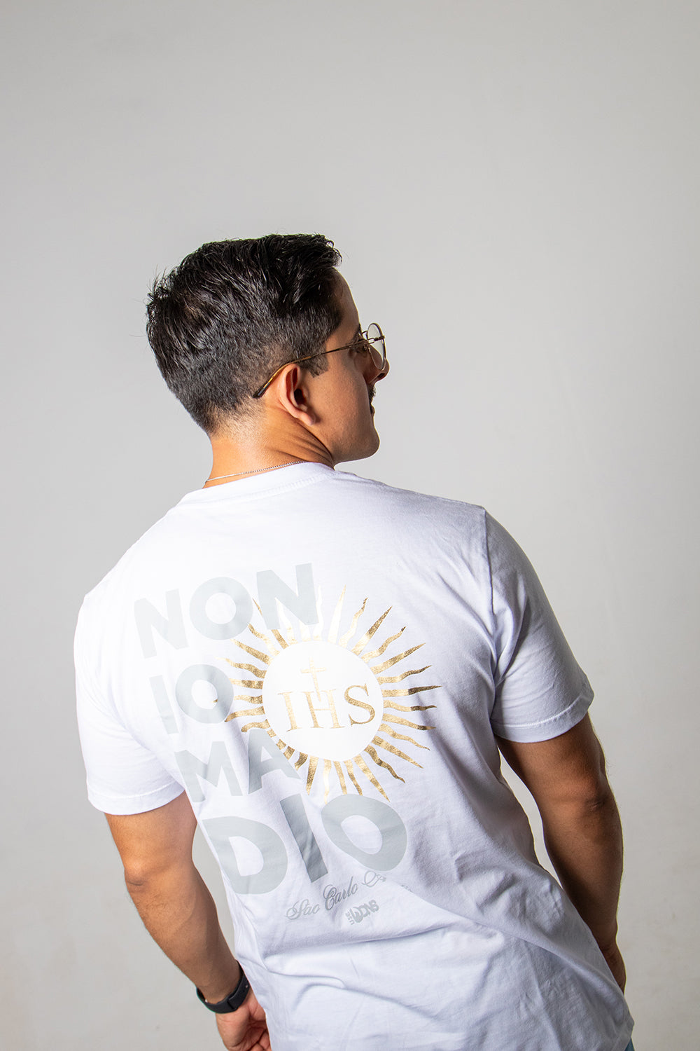 Camiseta São Carlo Acutis - Não eu, mas Deus - Branco ref 3232