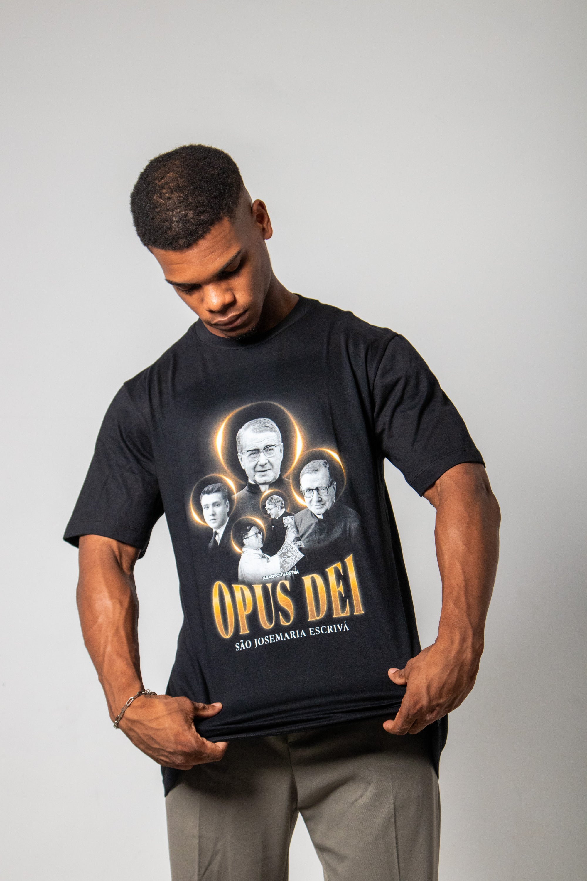 Camiseta Oversized São Josemaria Escrivá - Preto ref 3247