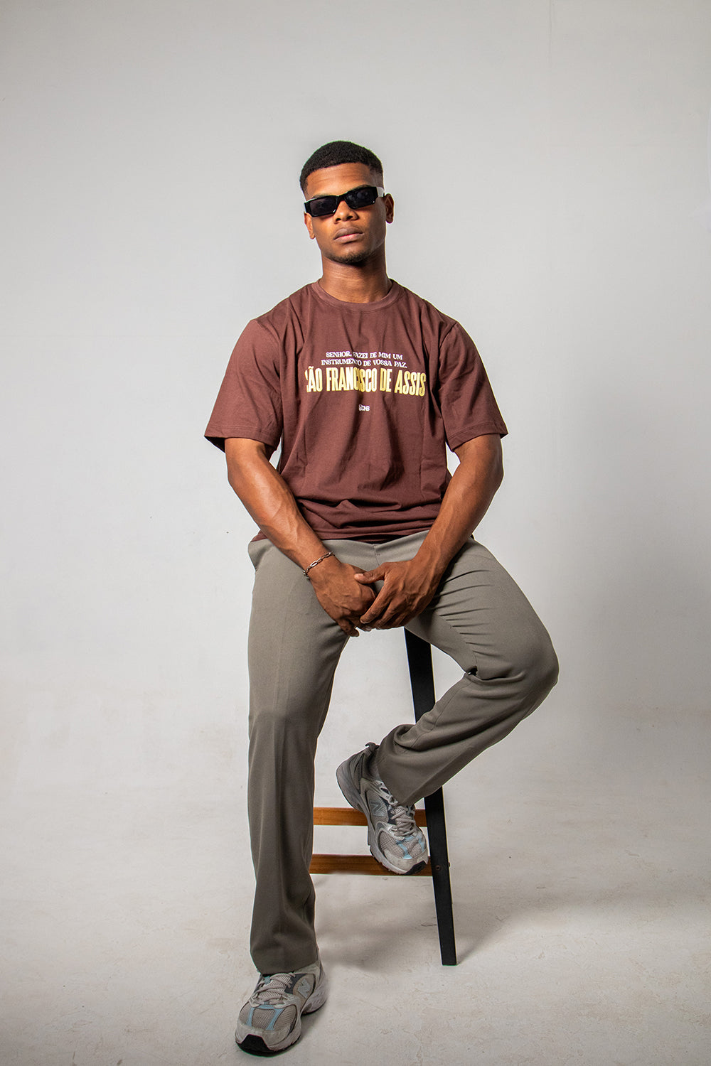 Camiseta Oversized UseDons São Francisco de Assis - Marrom ref 3178