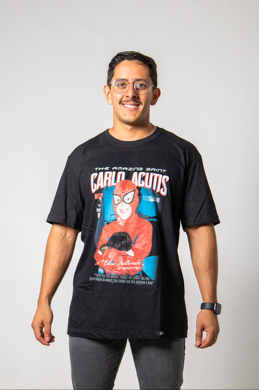 Camiseta Oversized São Carlo Acutis - Super Heroi cor preto