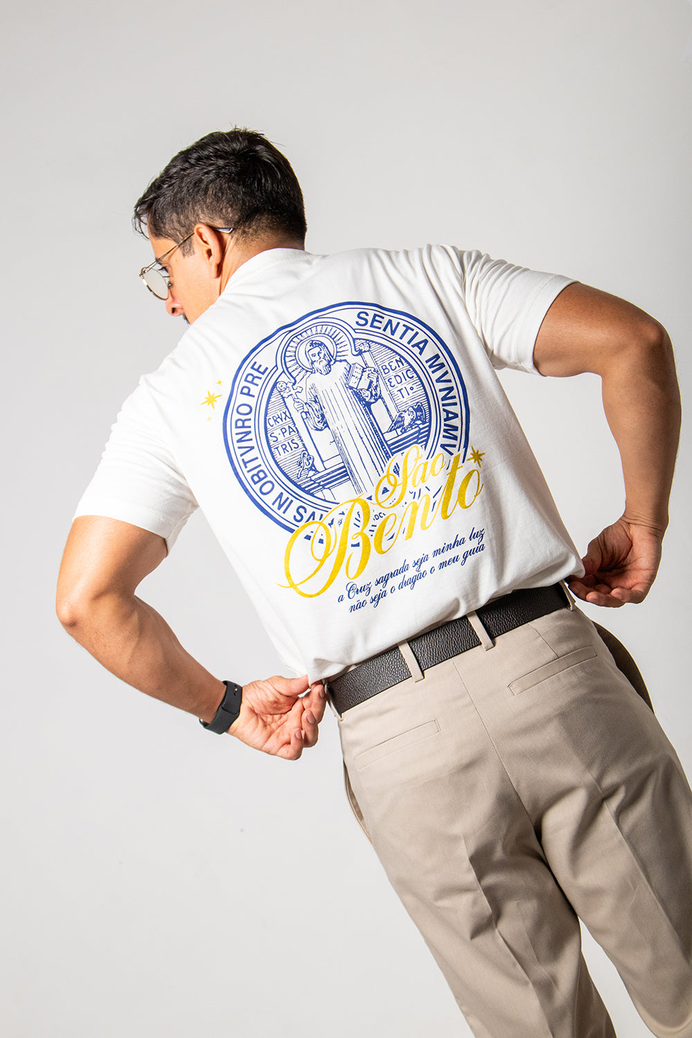 Camiseta Medalhão São Bento - Off White ref 3226