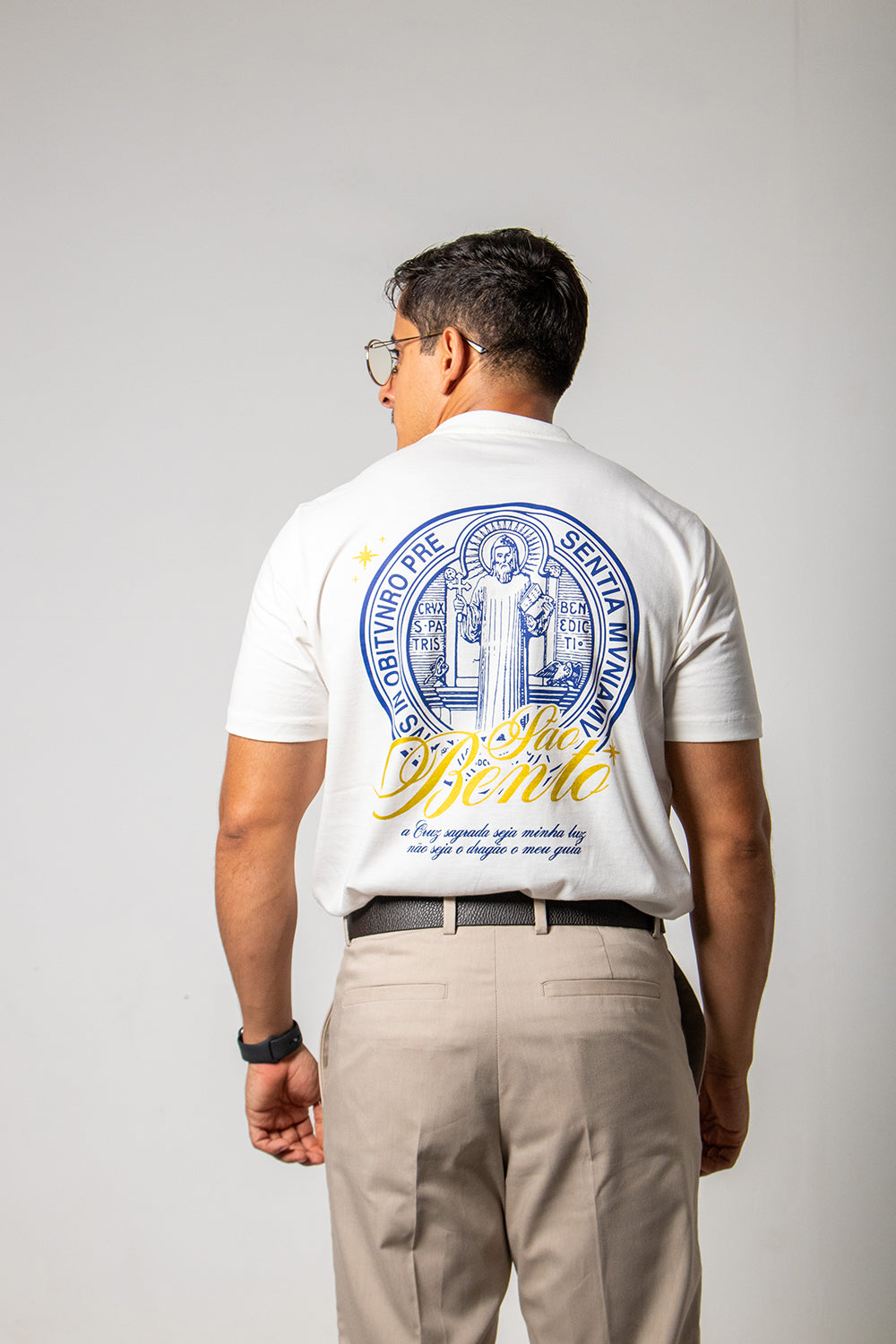 Camiseta Medalhão São Bento - Off White ref 3226