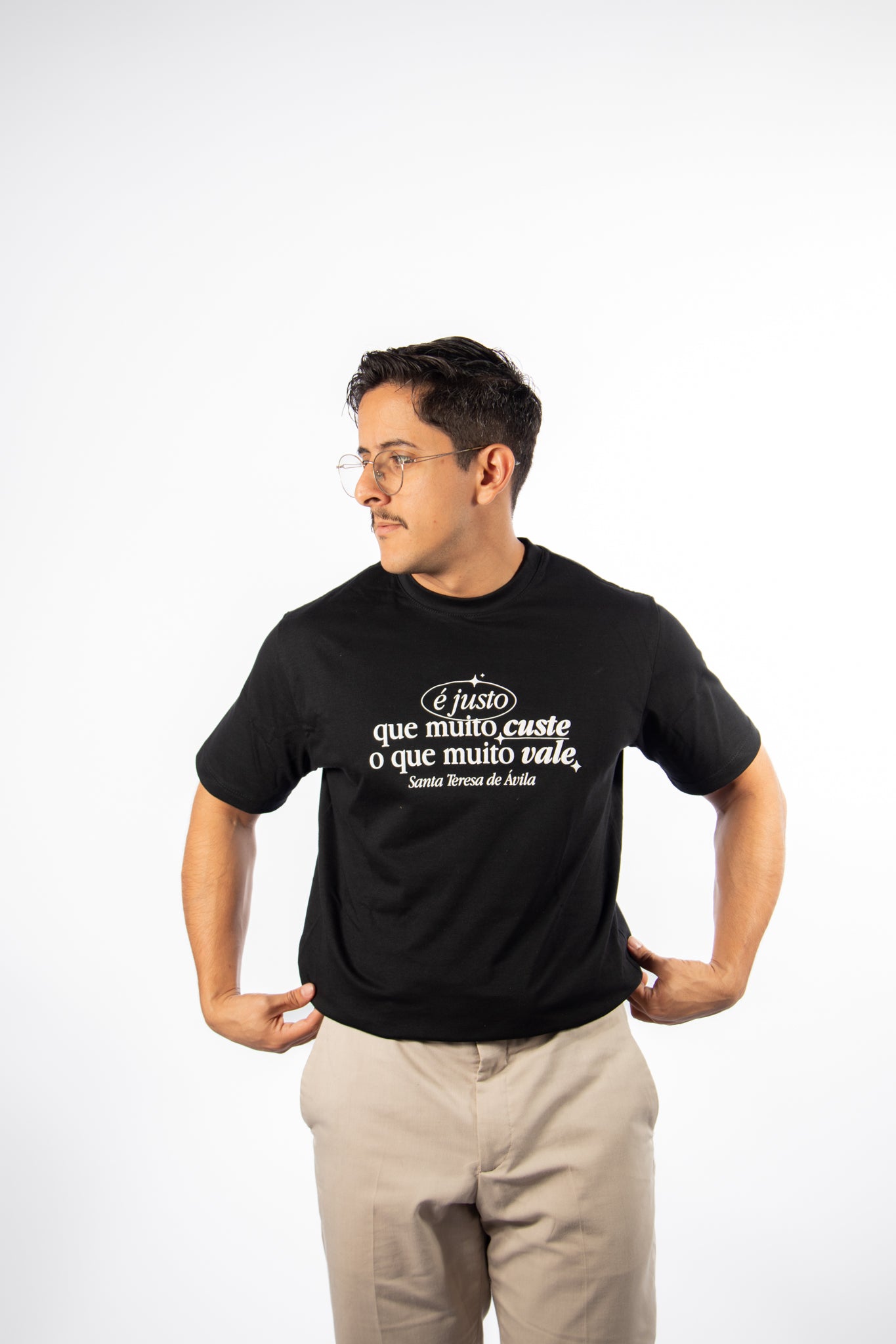Camiseta É justo que muito custe - Santa Teresa d'Ávilla ref 3257