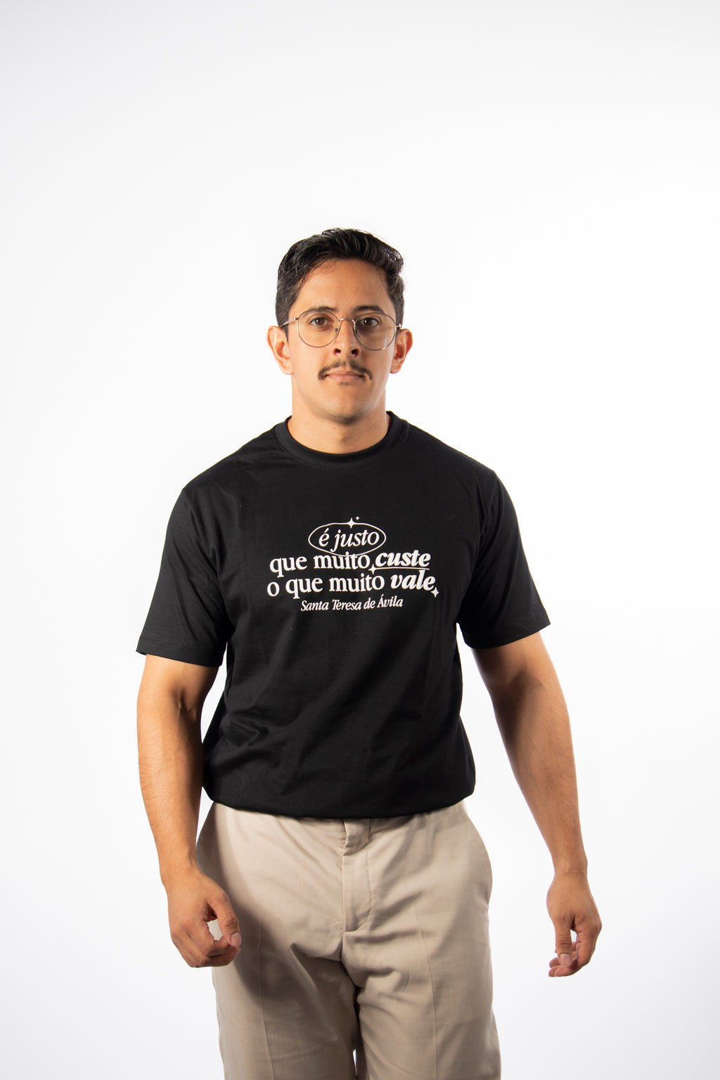 Camiseta É justo que muito custe - Santa Teresa d'Ávilla ref 3257