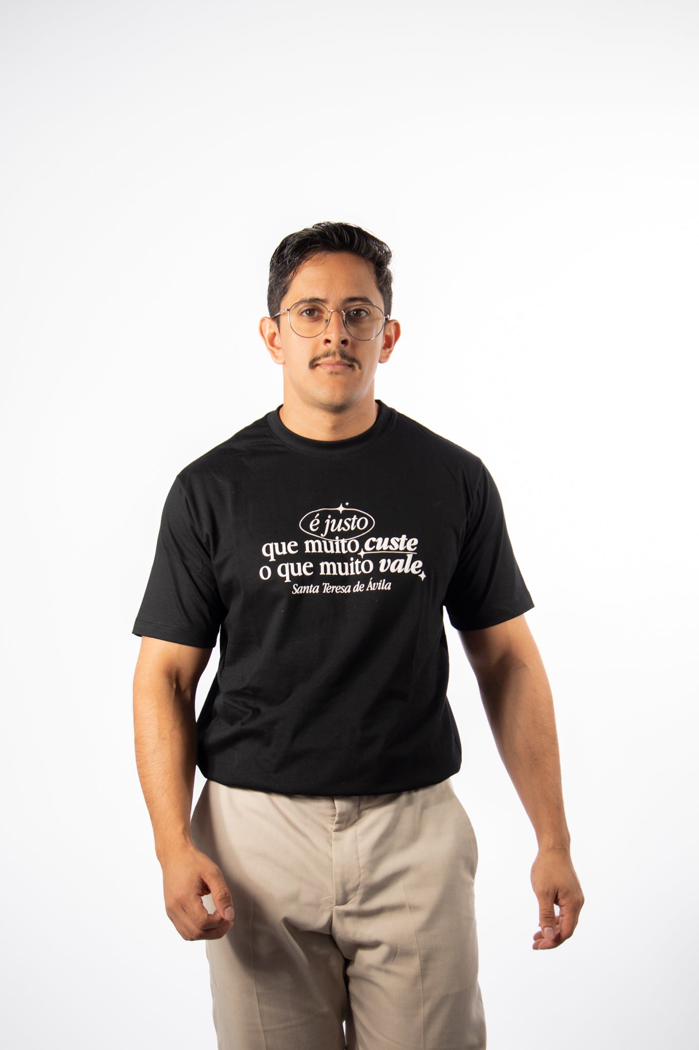 Camiseta É justo que muito custe - Santa Teresa d'Ávilla ref 3257
