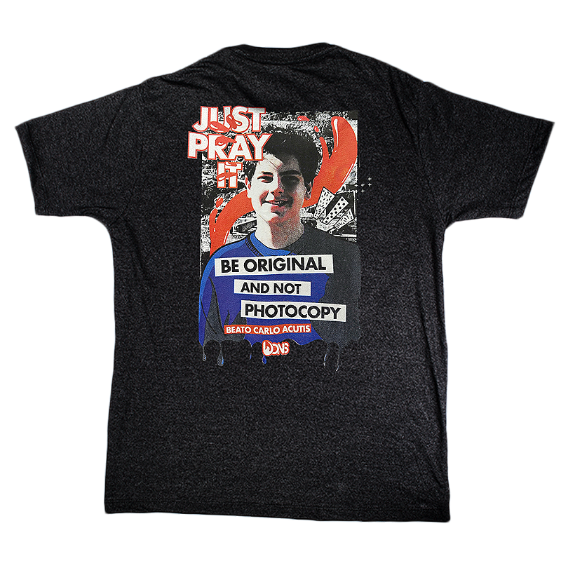 Camiseta Oversized Beato Carlo Acutis photocopy